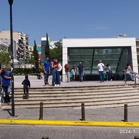 On The Metro Station Of Korydallos Пирея Екстериор снимка